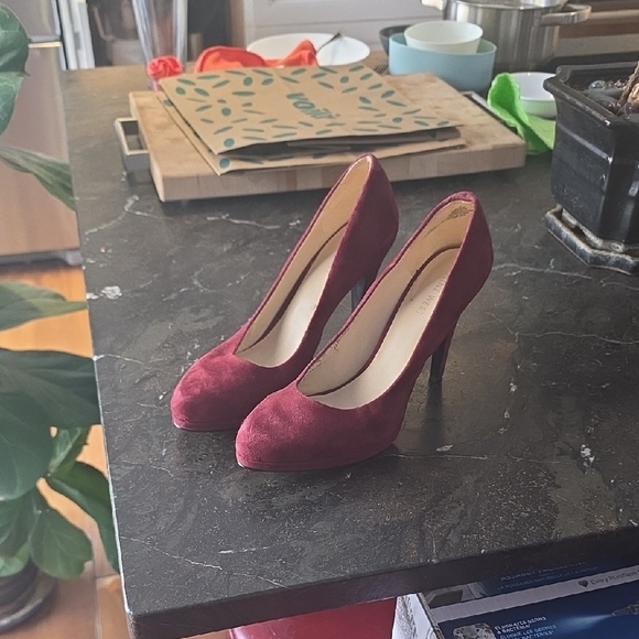 Shoes - Nine West 38 Elegant Burgundy Women's Heels